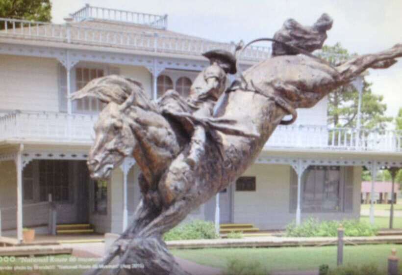 בית מלון כפרי Sleep Inn & Suites Elk City