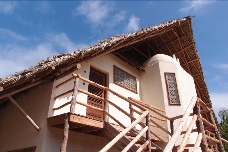 酒店 Sunshine Marine Lodge