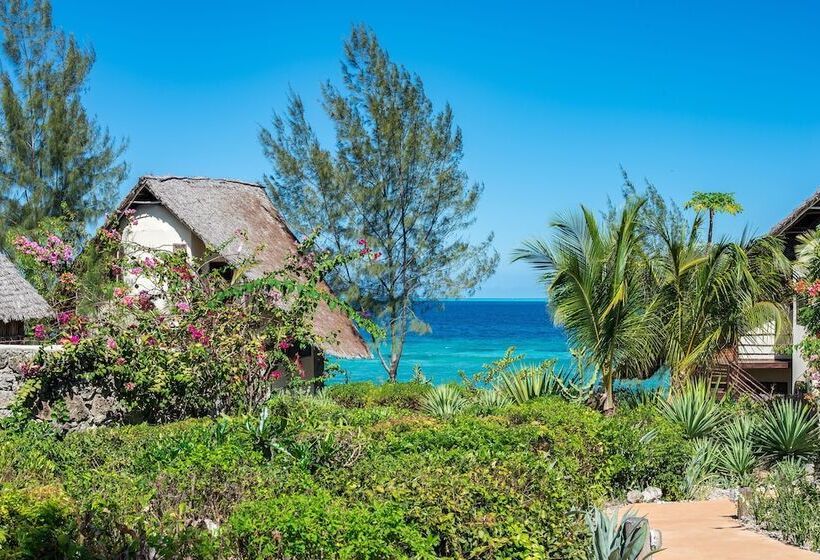 酒店 Sunshine Marine Lodge