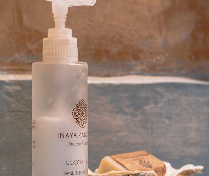 酒店 Sunshine Marine Lodge