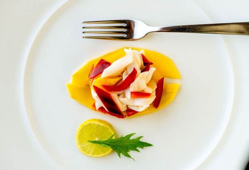 酒店 Sunshine Marine Lodge