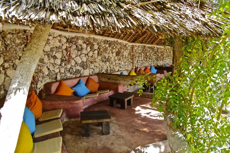 酒店 Sunshine Marine Lodge