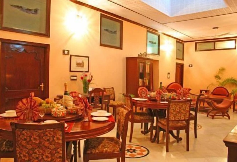 هتل Surya Kunj Home Stay