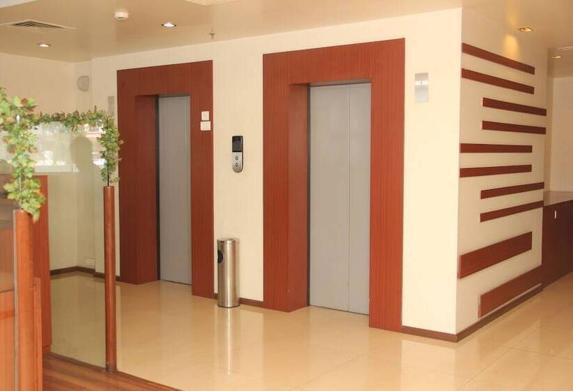 בית מלון כפרי The Aures