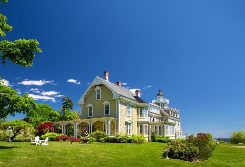 فندق Captain Nickels Inn