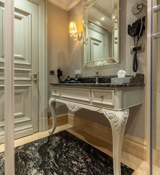 ホテル Mfb Tarabya