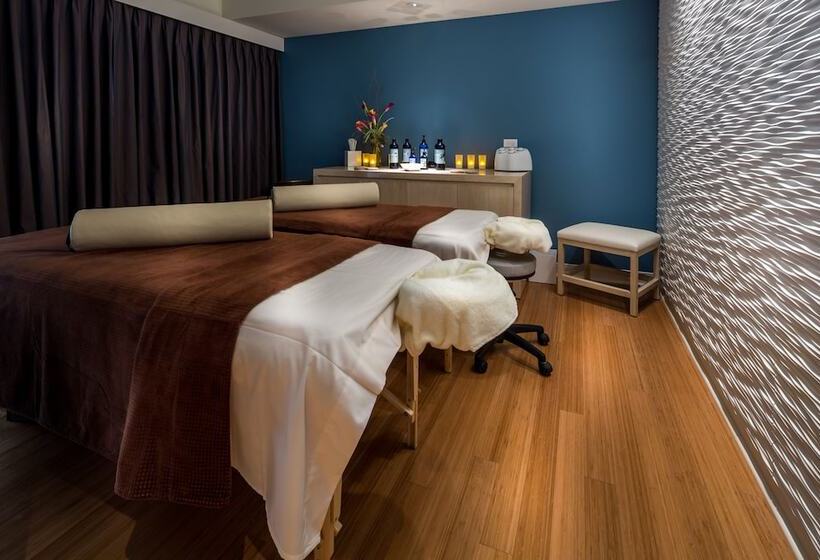 Godfrey Hotel Chicago