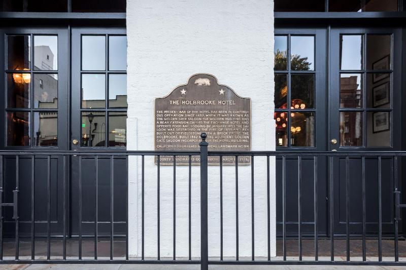 Отель The Holbrooke
