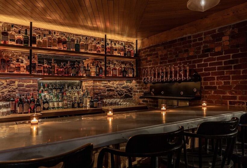 Отель The Holbrooke