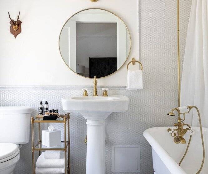 Отель The Holbrooke