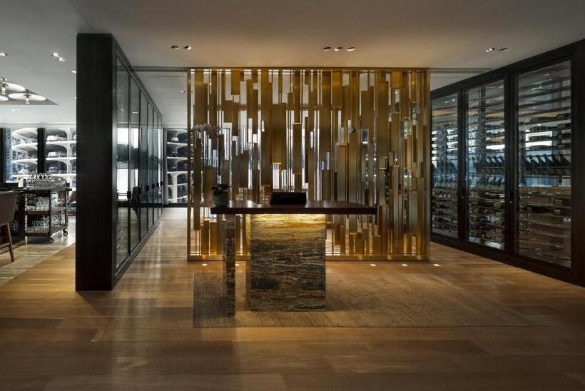 هتل The Langham, Chicago