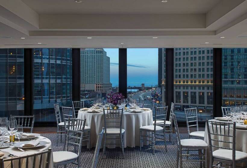 هتل The Langham, Chicago