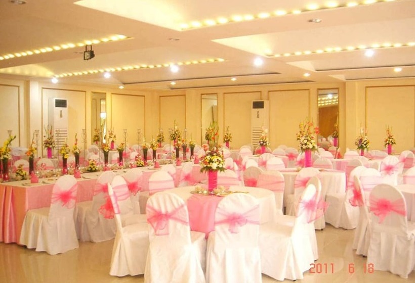 The Orchard Cebu Hotel & Suites