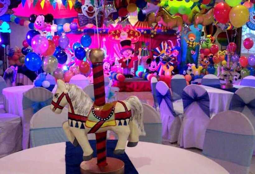 The Orchard Cebu Hotel & Suites