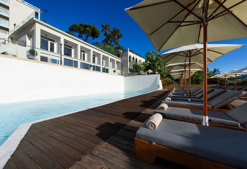 Отель The Royal