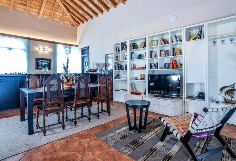 هتل Varos Village Boutique