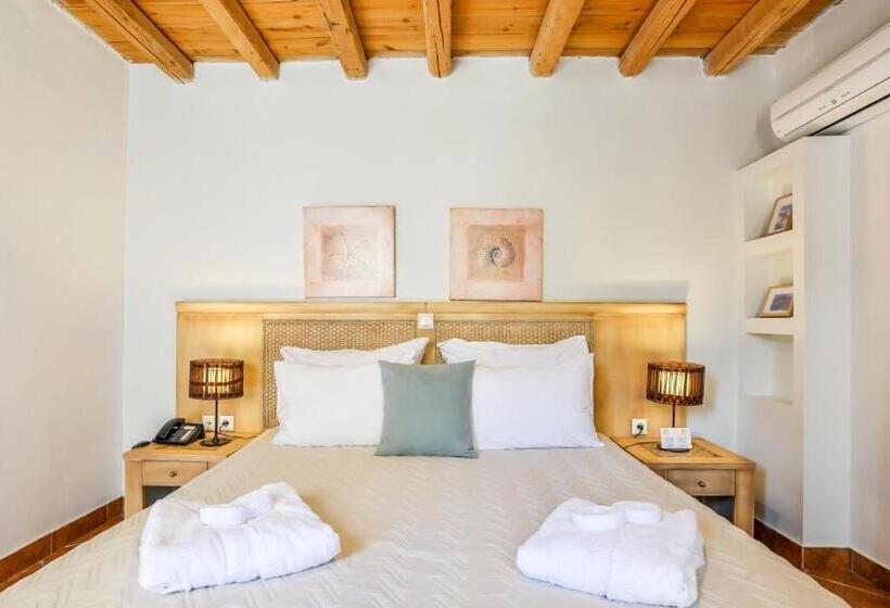 هتل Varos Village Boutique