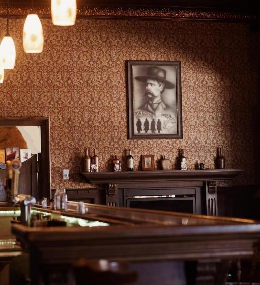 בית מלון כפרי Tombstone Monument Guest Ranch