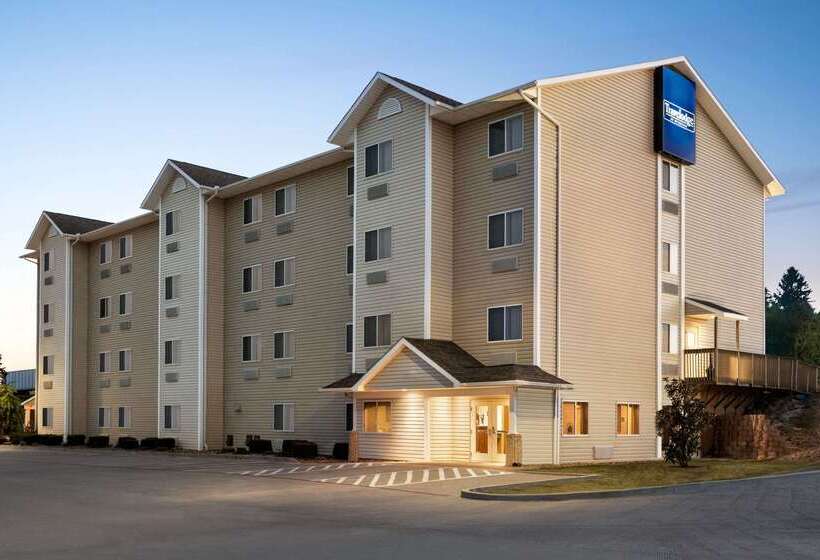 فندق Travelodge By Wyndham Mcalester