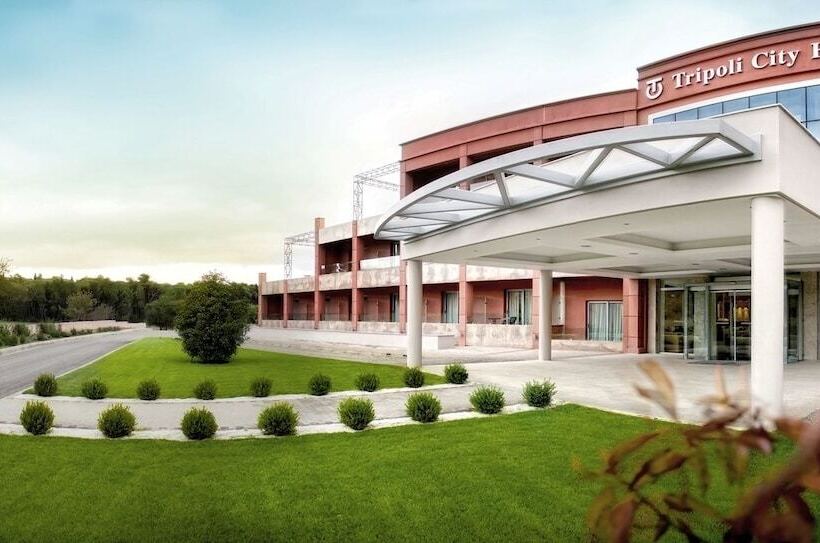 בית מלון כפרי Tripoli City