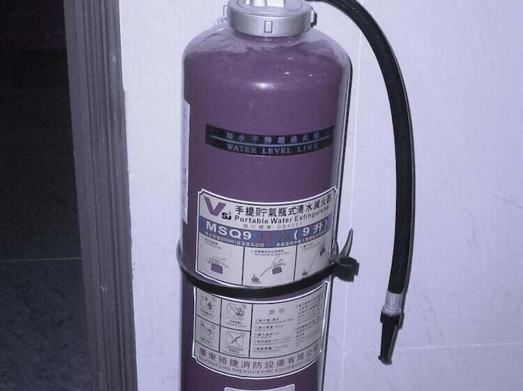 هتل Kowloon Youth Village Tsim Sha Tsui 九龙青年公寓