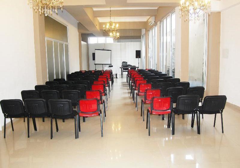 هتل Viewport Montevideo