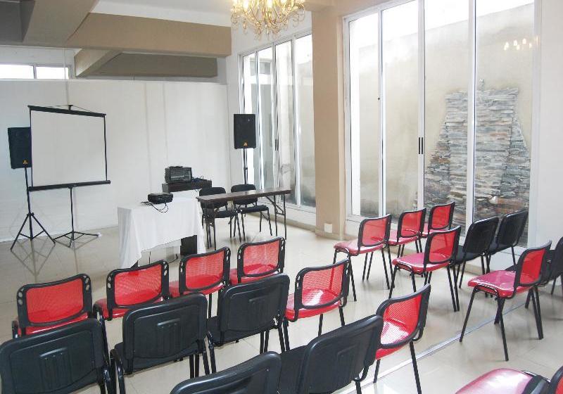 هتل Viewport Montevideo