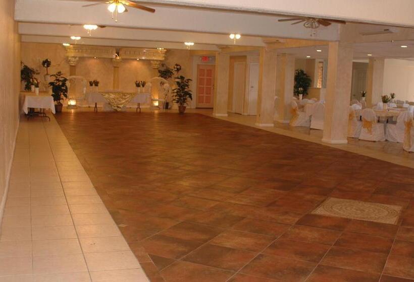 فندق Western Inn