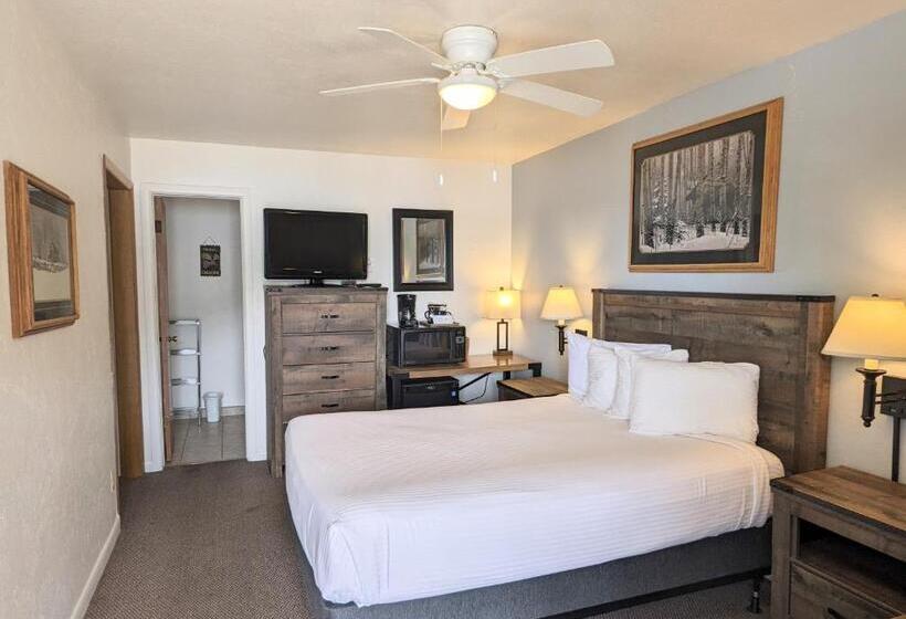 فندق Western Riviera Lakeside Lodging