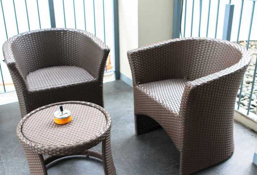 هتل Z Pad Residences