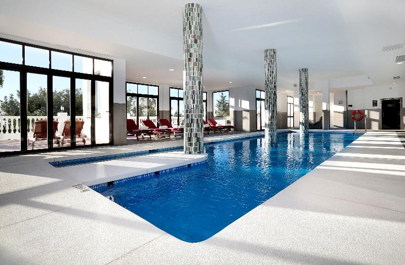 Macdonald La Ermita Resort