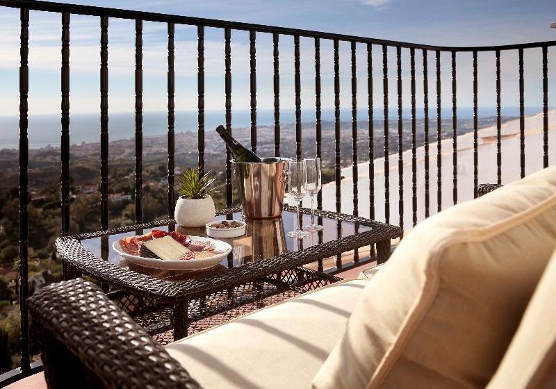 Macdonald La Ermita Resort