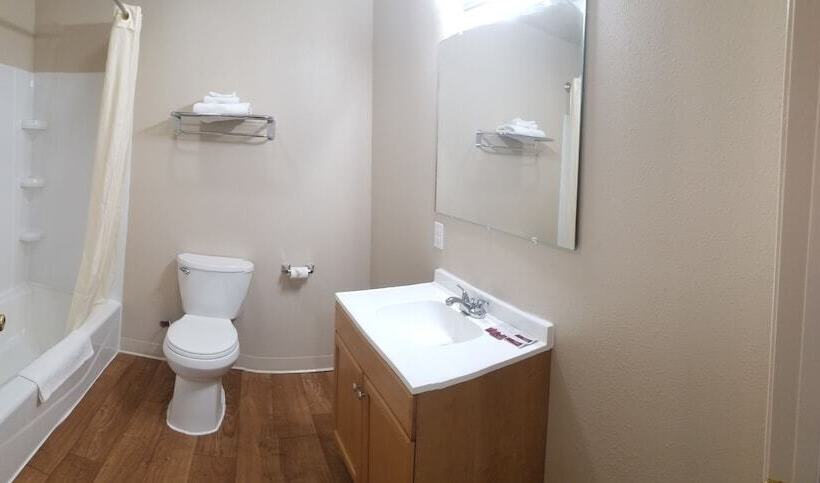 汽车旅馆  Mountain View Inn Yreka Ca