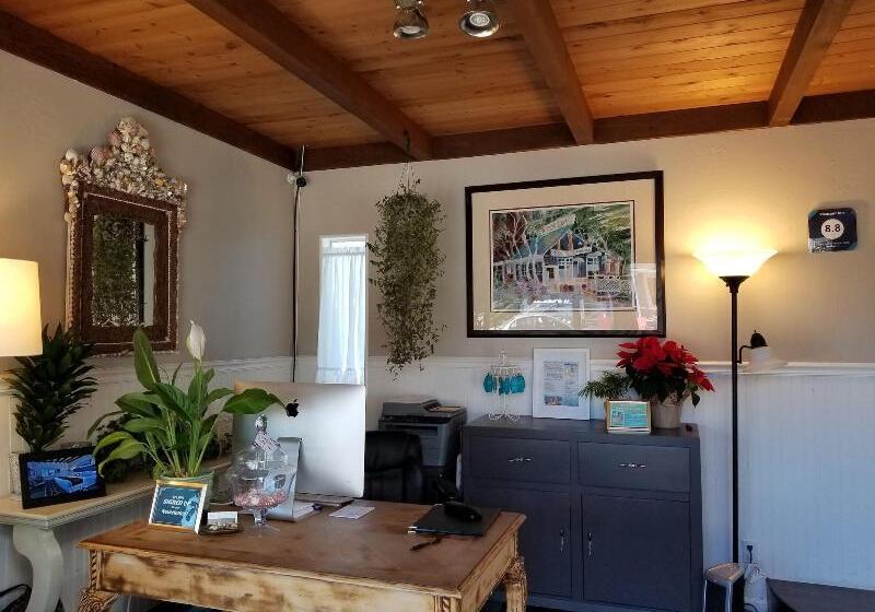 فندق على الطريق Pleasant Inn