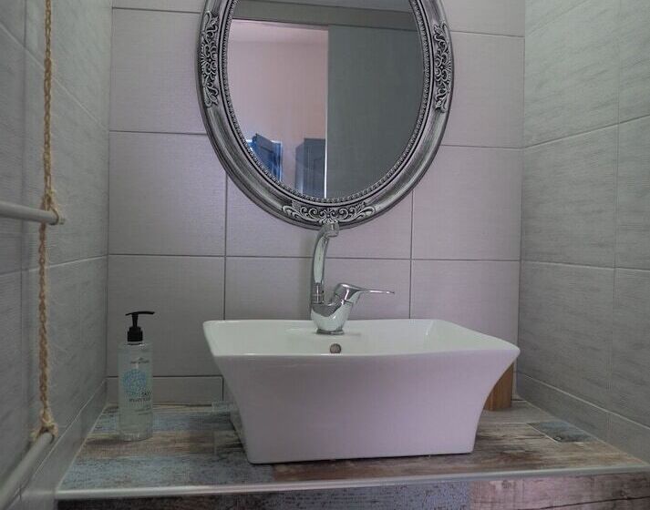 Panorama Studios & Apartments