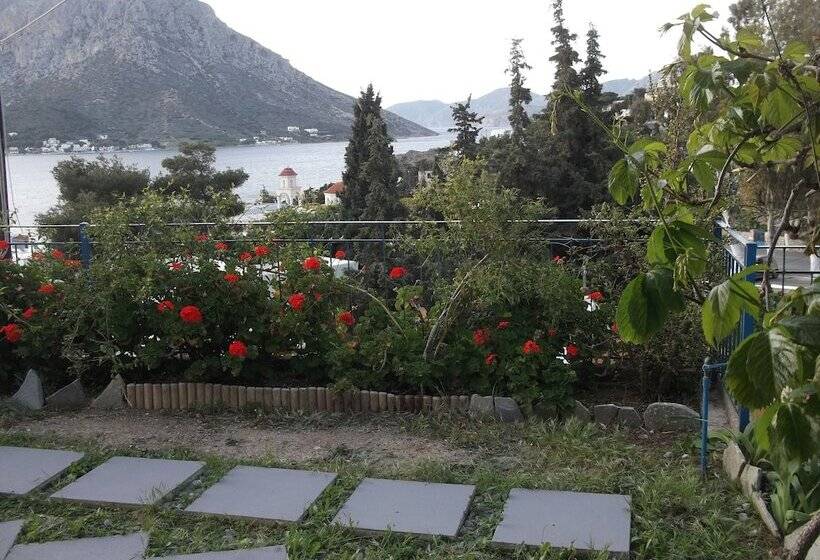 Panorama Studios & Apartments