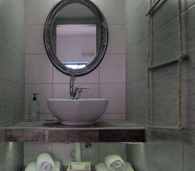 Panorama Studios & Apartments