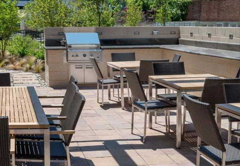 Residence Inn By Marriott Arlington Ballston