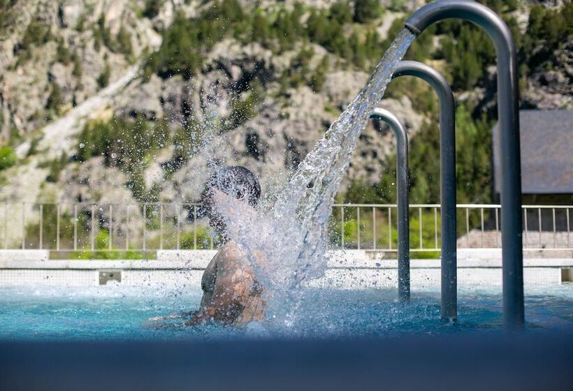 استراحتگاه Continental Balneario De Panticosa