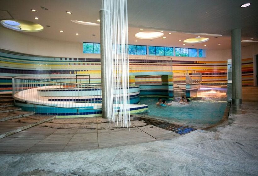 استراحتگاه Continental Balneario De Panticosa
