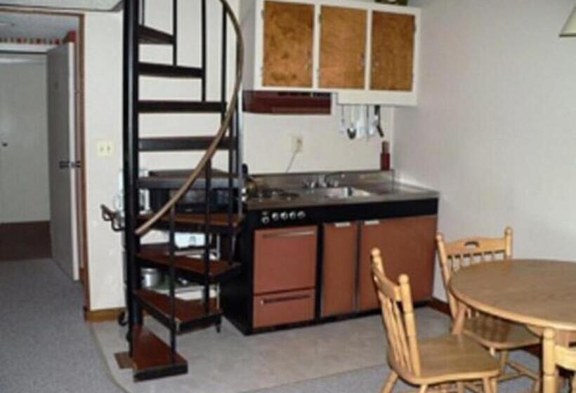 منتجع Evergreen Valley Inn