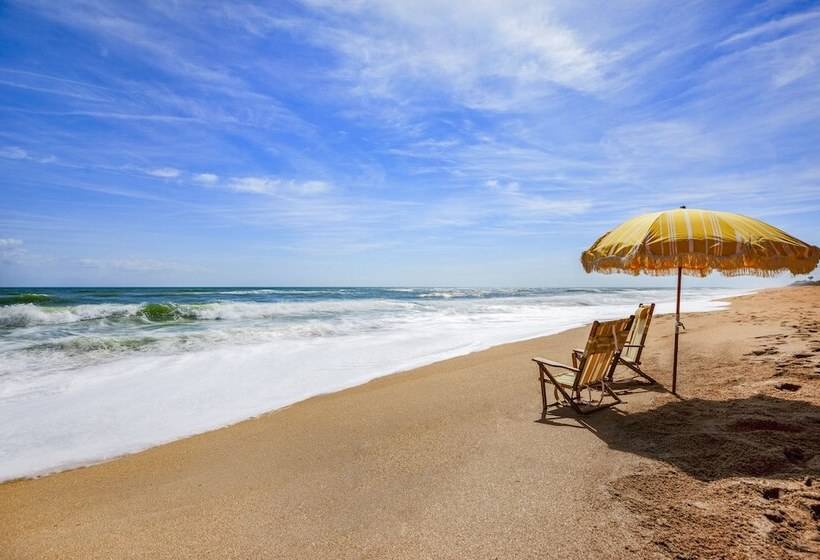 منتجع Island Cottage Inn