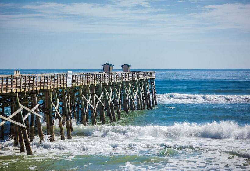 منتجع Island Cottage Inn