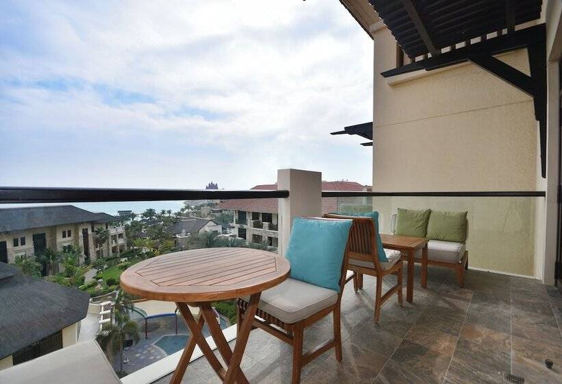 Sofitel Dubai The Palm Resort & Spa