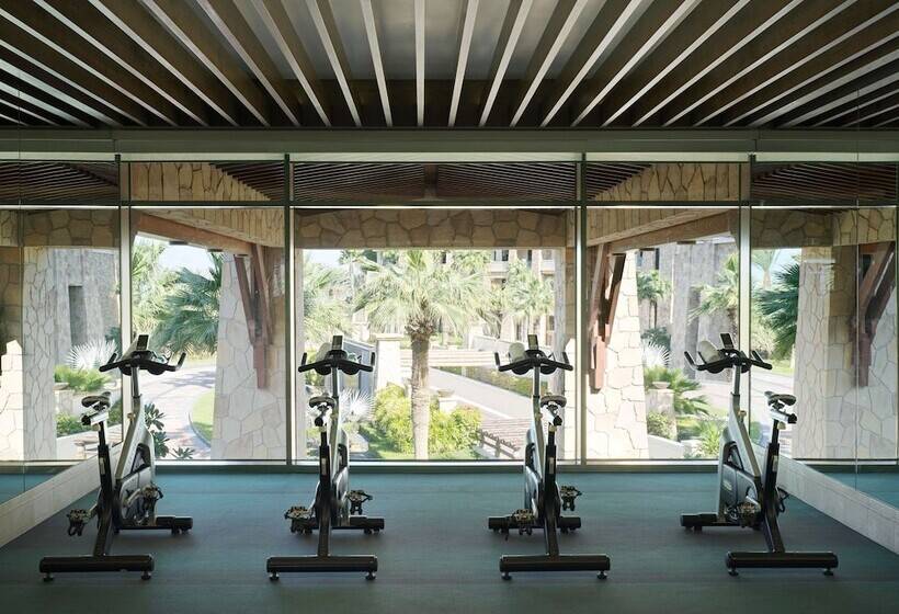 Sofitel Dubai The Palm Resort & Spa