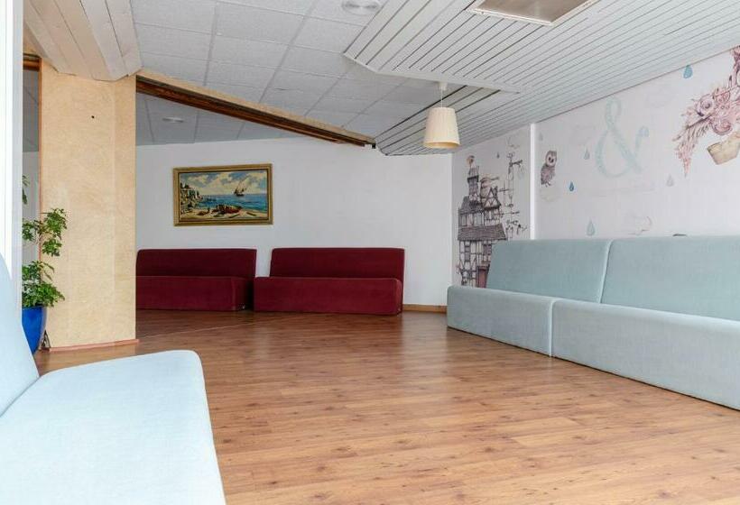 Sol y Mar Apartments