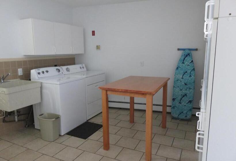 汽车旅馆 The Even Tide