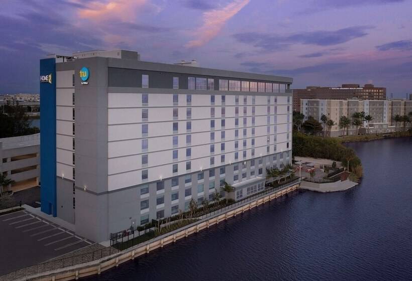 ホテル Home2 Suites By Hilton Miami Airport South Blue Lagoon