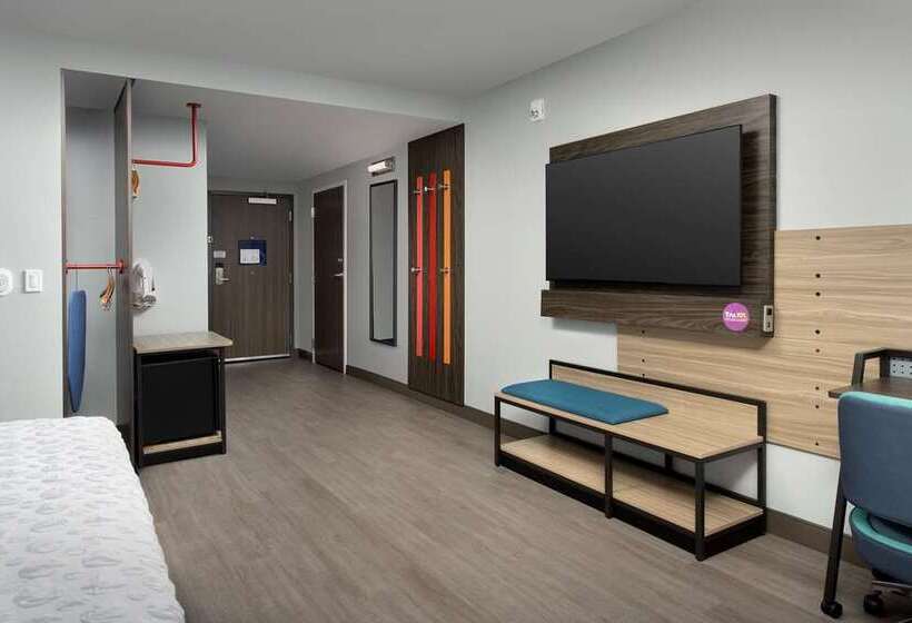 ホテル Home2 Suites By Hilton Miami Airport South Blue Lagoon