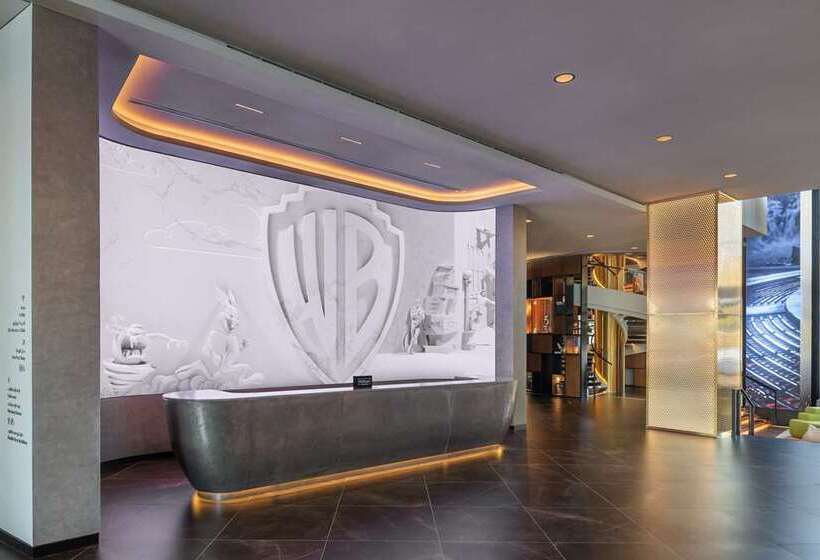 هتل The Wb Abu Dhabi, Curio Collection By Hilton